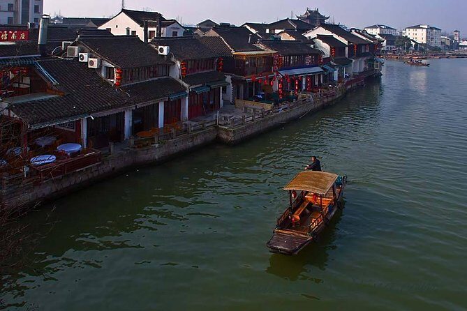 Zhujiajiao Water Town Private Tour with Local Farm Visit and Fruit Picking - Why Choose the Zhujiajiao Water Town Private Tour?