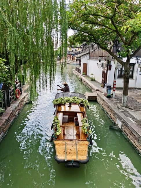 Zhujiajiao Water Town & Shanghai Highlights Day Tour - Why Choose This Tour?