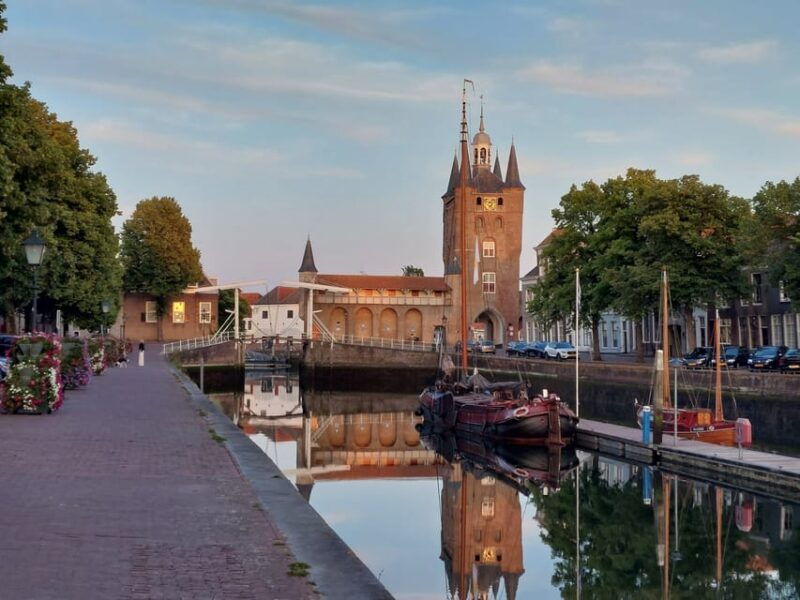 zierikzee-city-tour-with-guide-the-legends-nl-en-private-tour