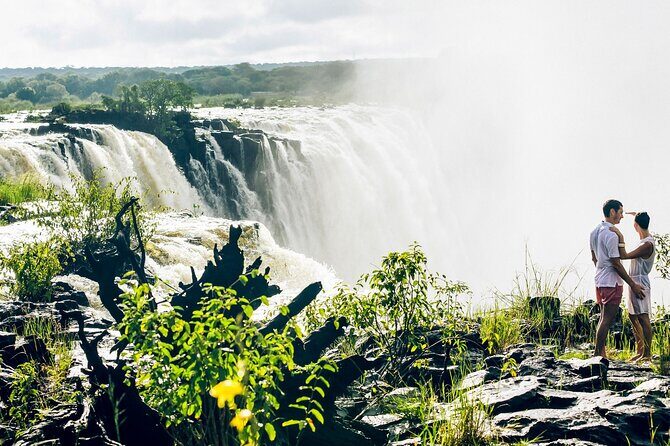 Zimbabwe & Zambia: Guided Tour of the Falls from Both Sides - Touring the Falls: A Complete Breakdown