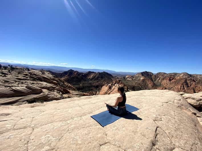 zion-national-park-yoga-hiking-tour
