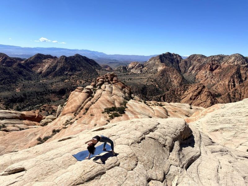 zion-national-park-yoga-hiking-tour