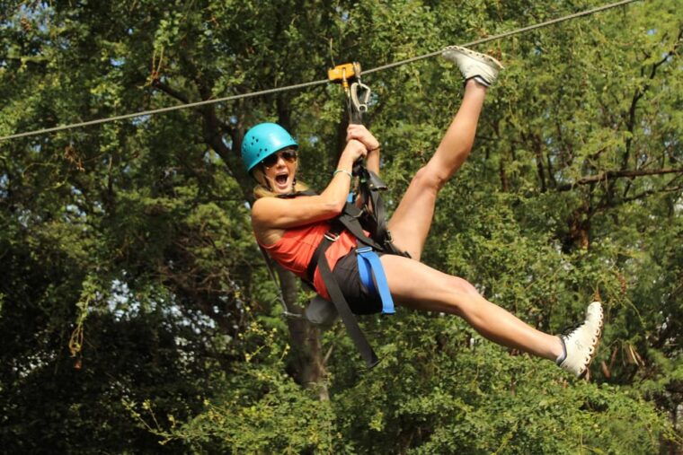 zip-dip-3-ziplines-wet-n-wild-hawaii-waterpark