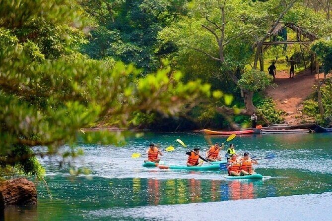 Zipline in Dark Cave Paradise Cave Tour From Dong Hoi Phong Nha - What the Tour Offers: A Deep Dive