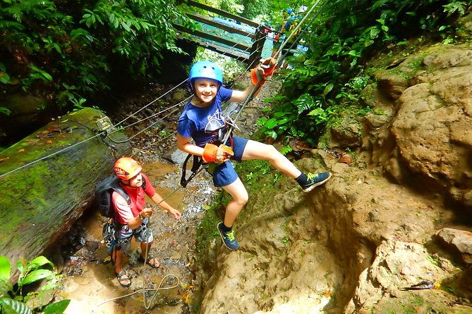 ziplining-and-waterfall-rappelling-combo-in-costa-rica