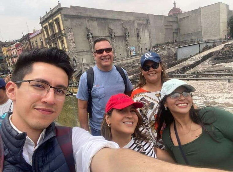 zocalo-historical-city-center-private-tour-with-transport