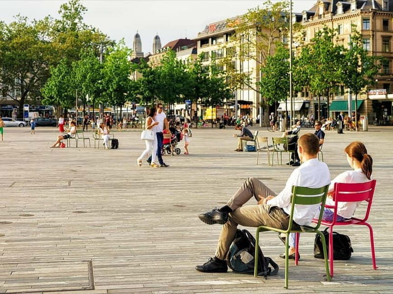 Zurich: 2-hour Best Intro Walking Tour with a Local - Detailed Breakdown of the Tour Highlights
