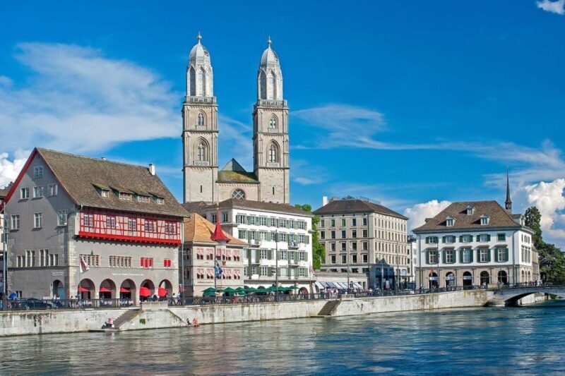 Zürich: 2-Hour Sightseeing Bus Tour - Who Should Consider This Tour?