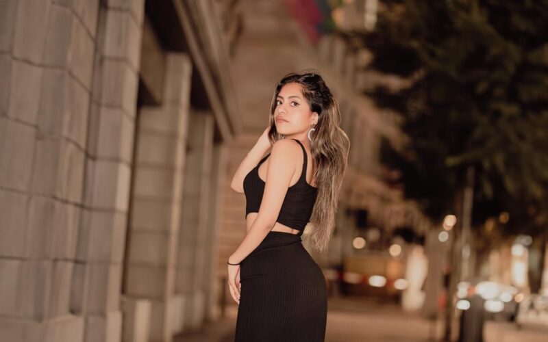 Zurich: 30 Minutes Professional Night Photoshoot - The Sum Up