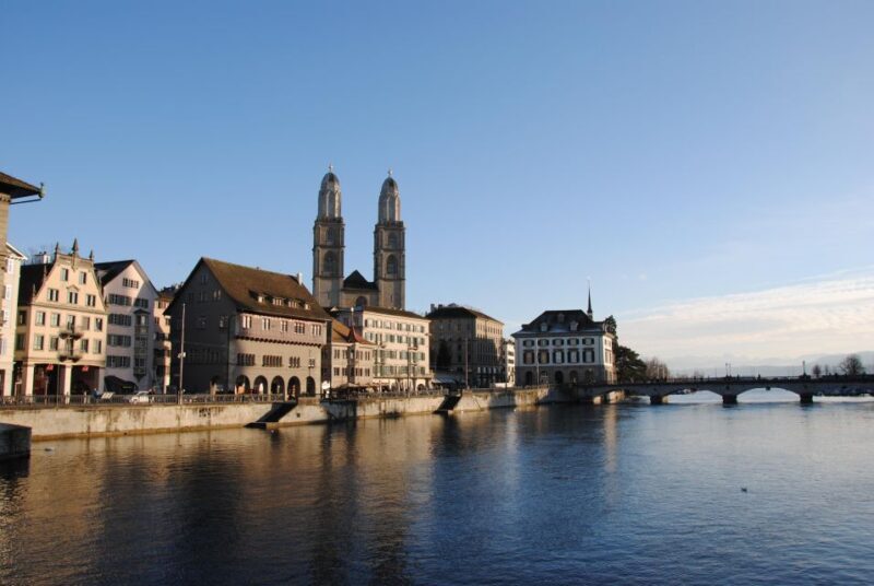 Zurich: 360° city walk including hidden spots - Who Would Love This Experience?
