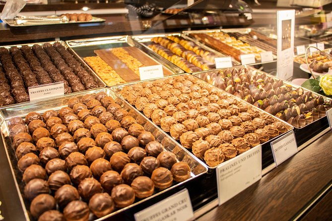 zurich-chocolate-tasting-and-walking-tour-with-a-local