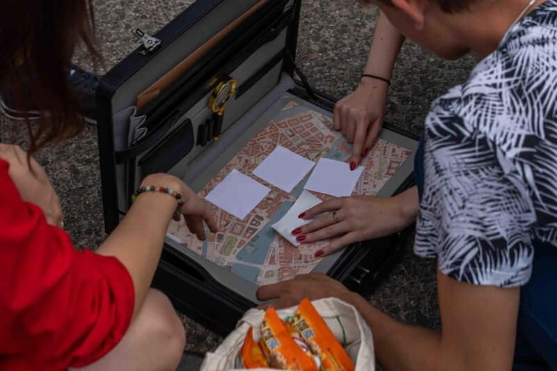 Zürich: guided Escape Game - Boatride, Snacks and Drinks - Who Is This Tour Best Suited For?