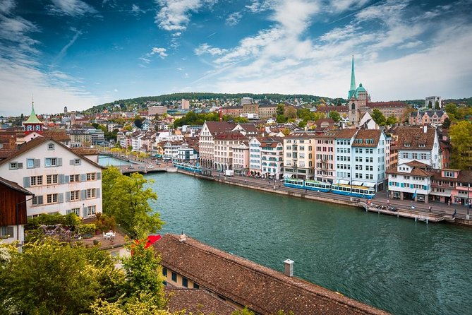 zurich-highlights-in-a-2-hour-walking-tour-including-panoramic-views