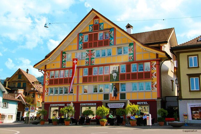 zurich-open-top-bus-chocolate-and-cheese-factory-tour-appenzell