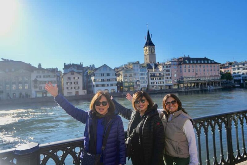 Zurich: Photoshoot & Private Guided Tour with a Local - Exploring Zurich with a Personal Touch