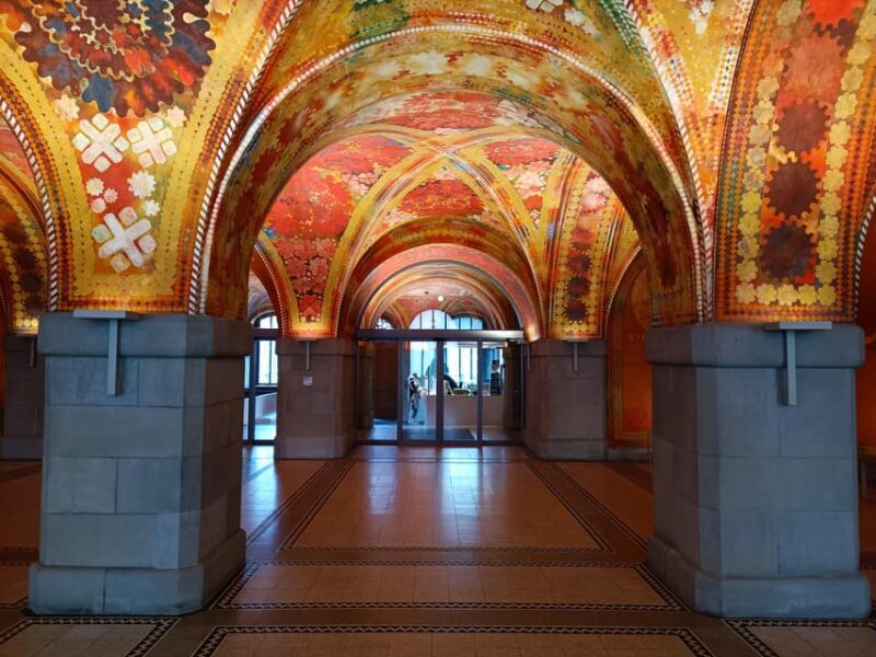 Zurich: Private Walking Tour with a Tour Guide - Who Should Consider This Tour?