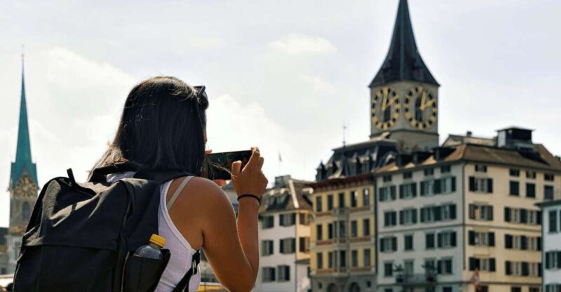 Zürich with Cruise and Lindt Home of chocolate (private) - Back to Zurich