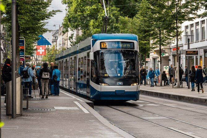 zurich-with-cruise-and-lindt-home-of-chocolate-private-tour